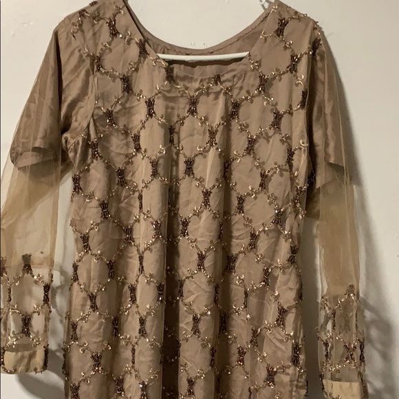 Two piece Pakistani Shalwar Kameez Dress - Picture 2 of 8